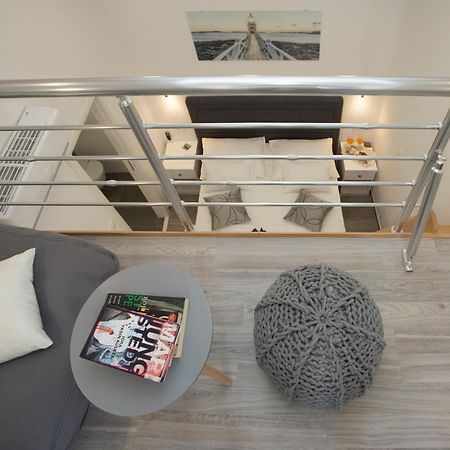 Central Old Town Rooms 1 Split Bagian luar foto