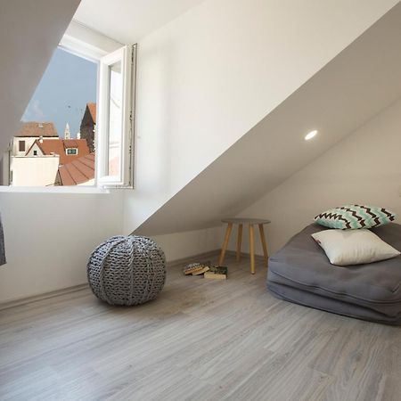 Central Old Town Rooms 1 Split Bagian luar foto