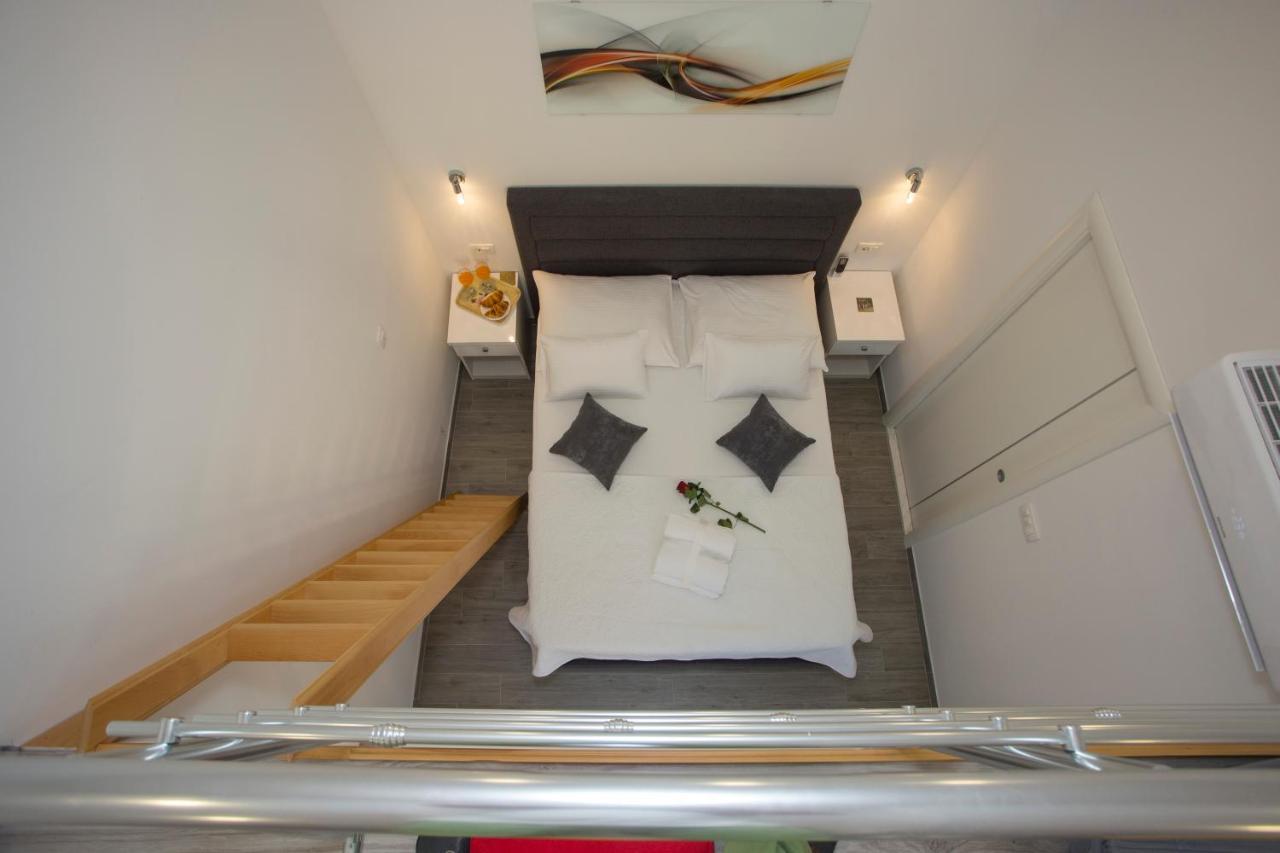 Central Old Town Rooms 1 Split Bagian luar foto